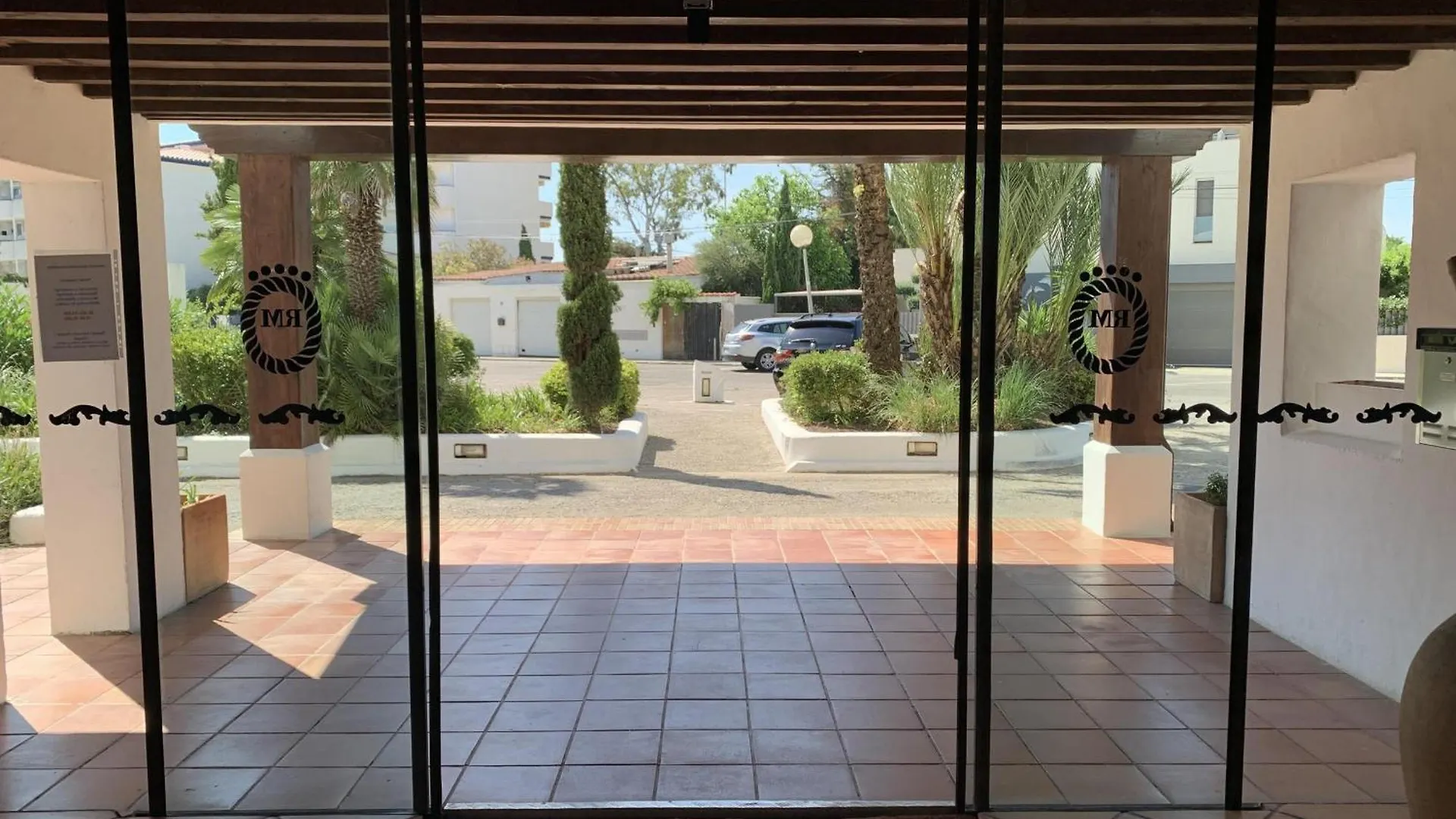 Apartamento En Santa Margarita Con Piscina, Terraza Y Wi-Fi - Es-228-153 Roses Apartment